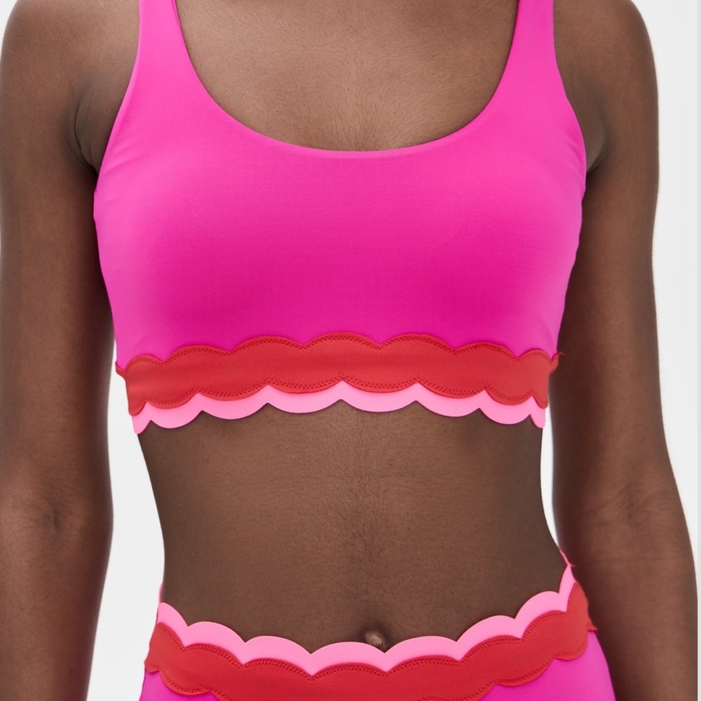 Beach Riot Marin - Vibrant Pink Bikini with Red Accents - Picture 4 of 6